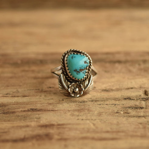 Vintage Turquoise Flower Ring Native American